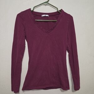 Papaya Long Sleeve V-Neck Top in Burgundy